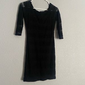 Black dress with lace FOREVER 21